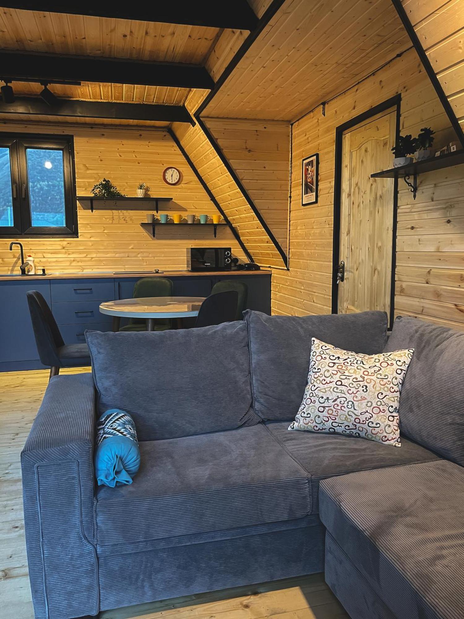 Wildwood Kazbegi Villa ภายนอก รูปภาพ
