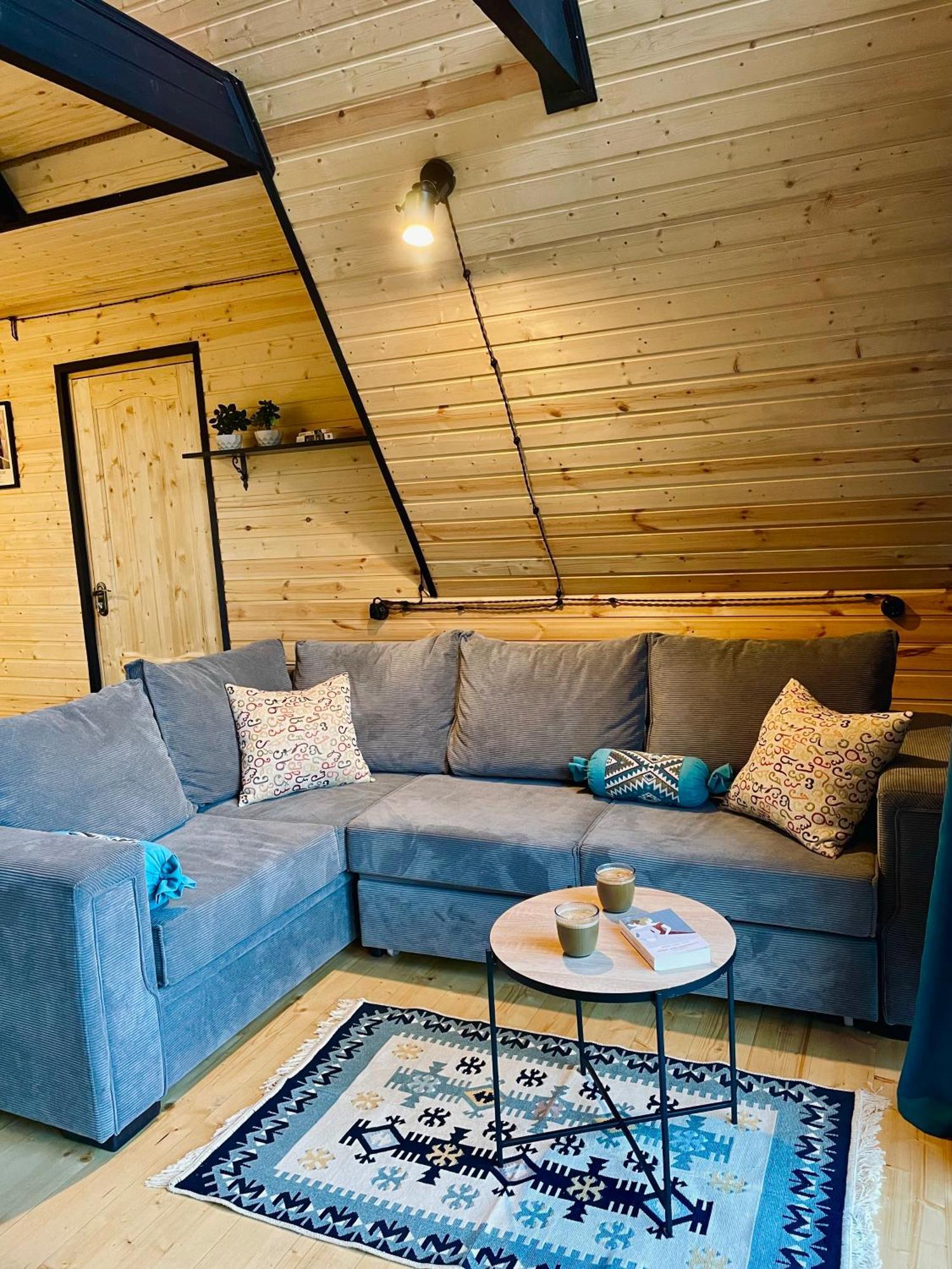 Wildwood Kazbegi Villa ภายนอก รูปภาพ